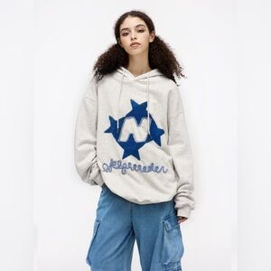 Aelfric Eden Light Gray Hoodie with Navy Blue Star Patch